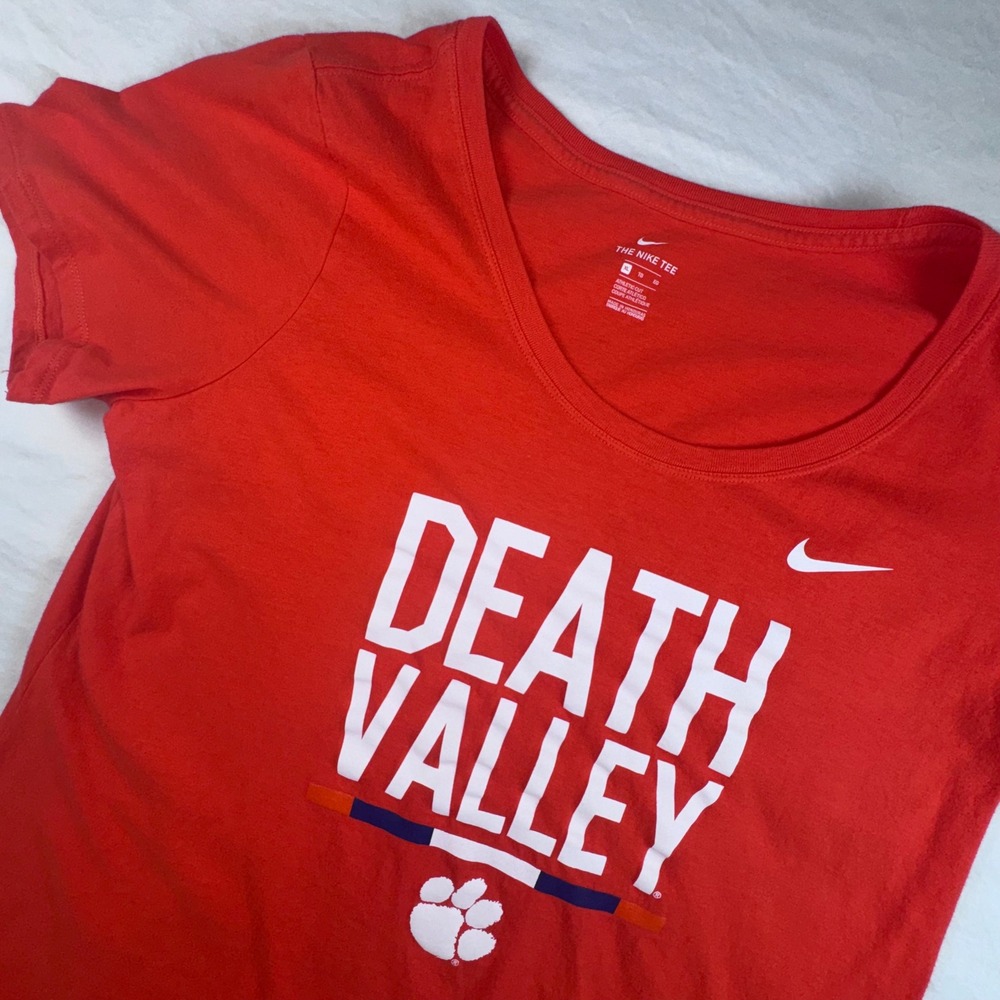 Nike Clemson Tigers T-Shirt Women XL Orange Death Valley Graphic Scoop Neck Tee
